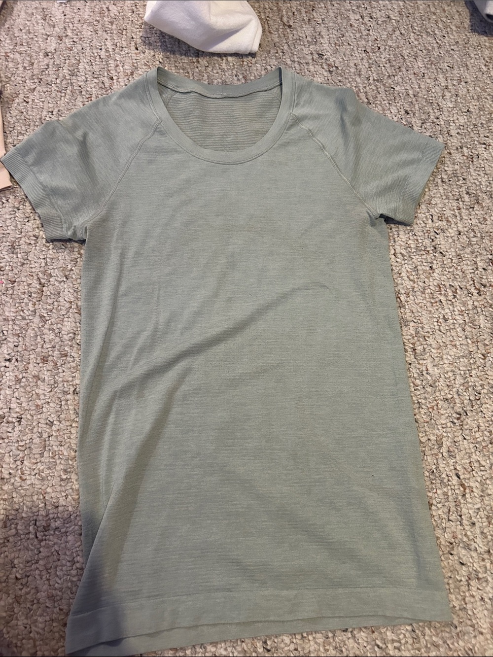 Lululemon swiftly tech